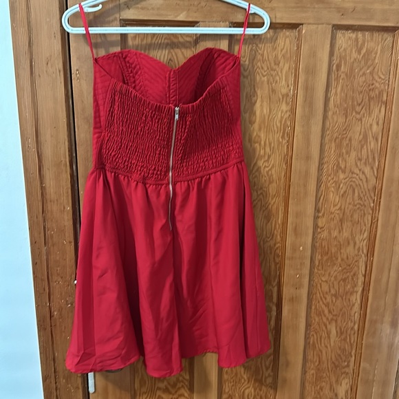 Dynamite red dress - Picture 2 of 2